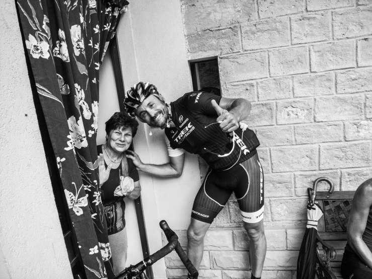 This kind lady, who lives on the first slopes of the Carpegna, gave us shelter when the rain came pooring down.